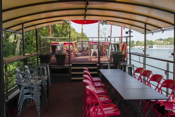Avignon Vinotage – Péniche à vins