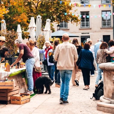 Bien Bon – La Place des Gourmands à Velleron : le marché agricole en fête !