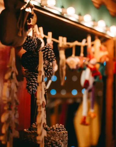 Marchés de Noël à Avignon : où dénicher des cadeaux de créateurs locaux ?