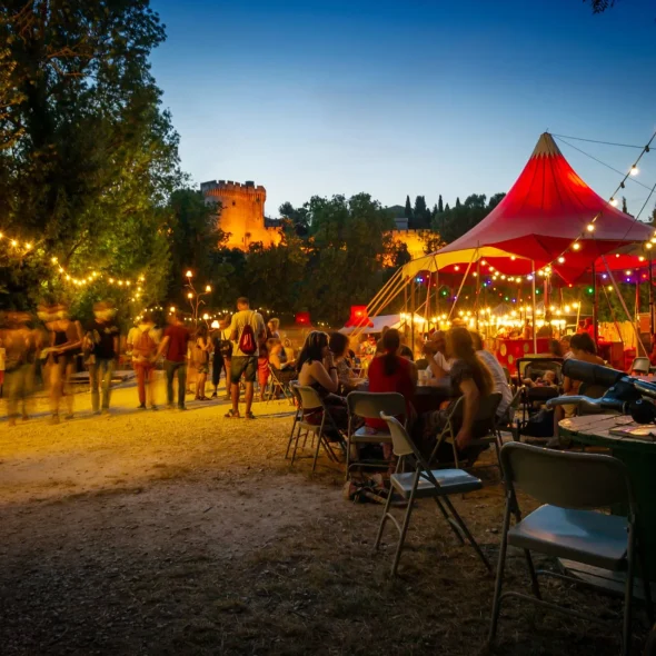Villeneuve en scène le soir