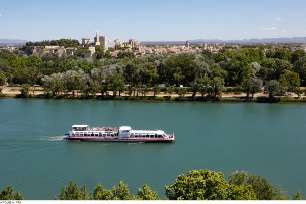 balade compagnie les grands bateaux de provence villeneuve lez avignon croisiere