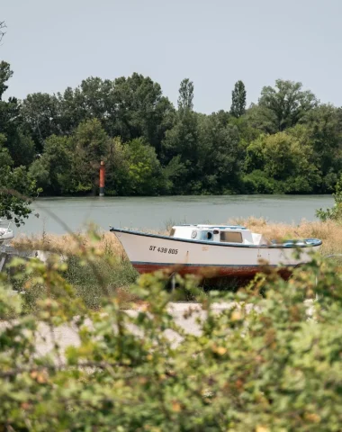 bateaux riviere le pontet