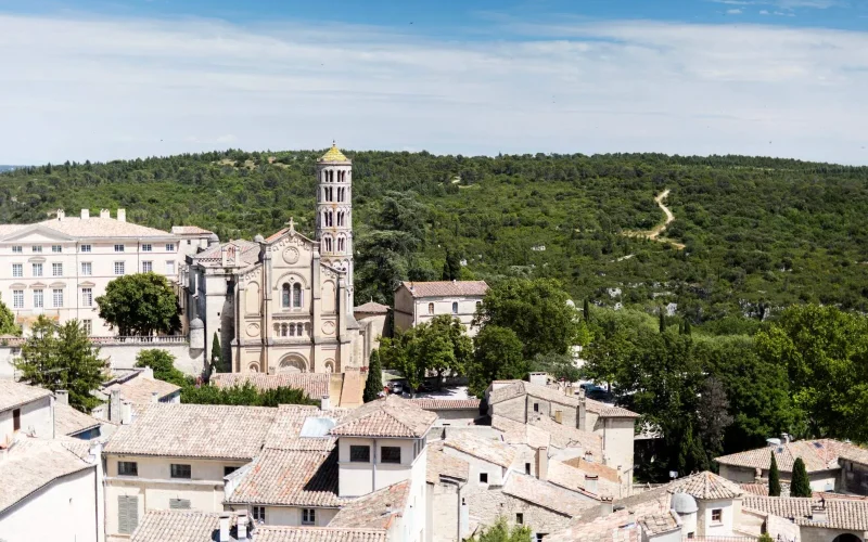 Tour-Fenestrelle-Cathédrale-Saint-Theodorit-Uzès