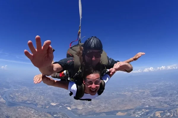 Saut en parachute Skydive Pujaut